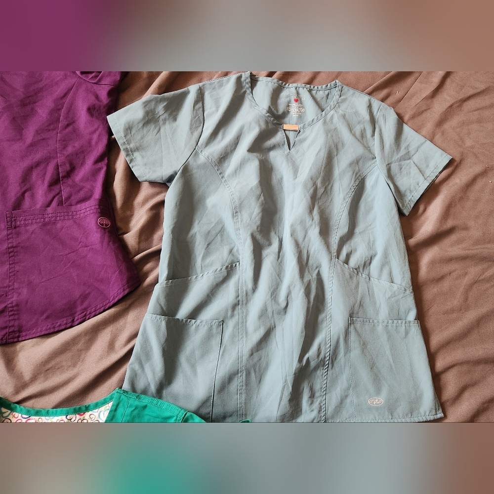 Scrub Top Bundle - Picture 4 of 8